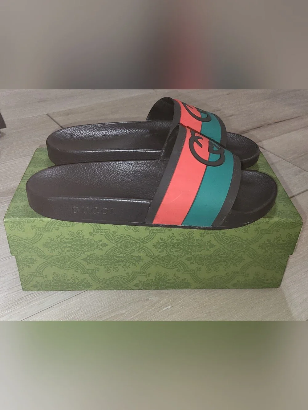 🌀 Gucci Black Slide Sandals w/Red Green Stripes & Gucci Hat Combo